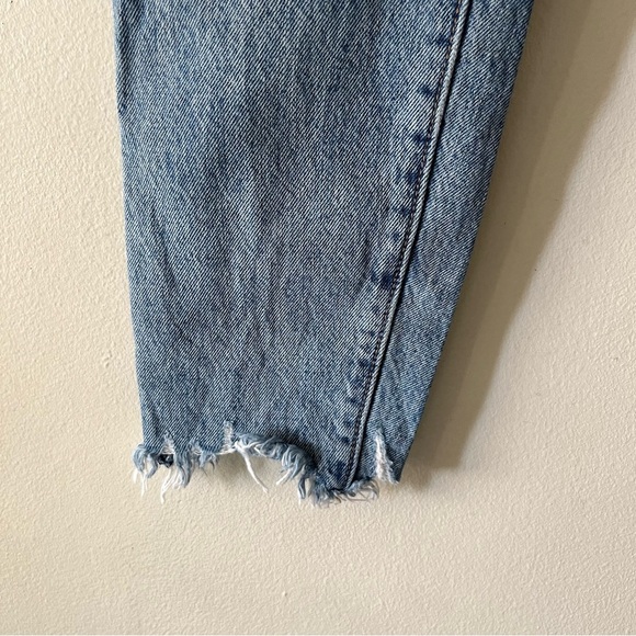 Levi's Premium Wedgie Jeans Medium Wash Fray Hem Button Fly High Waist 26 - Picture 11 of 15